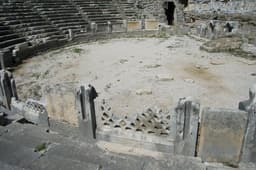 Perge Tiyatrosu