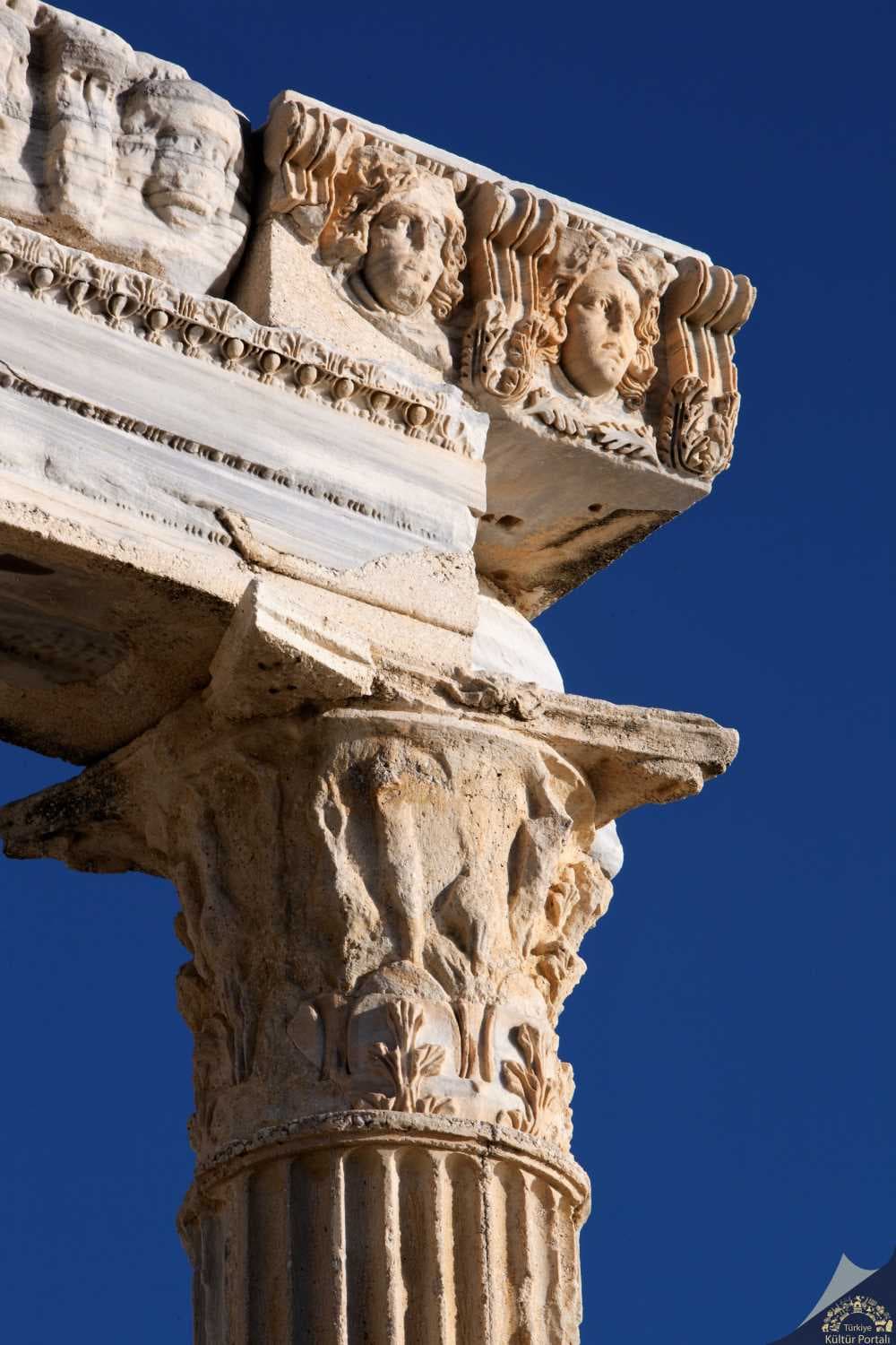 Side Apollon Tapınağı